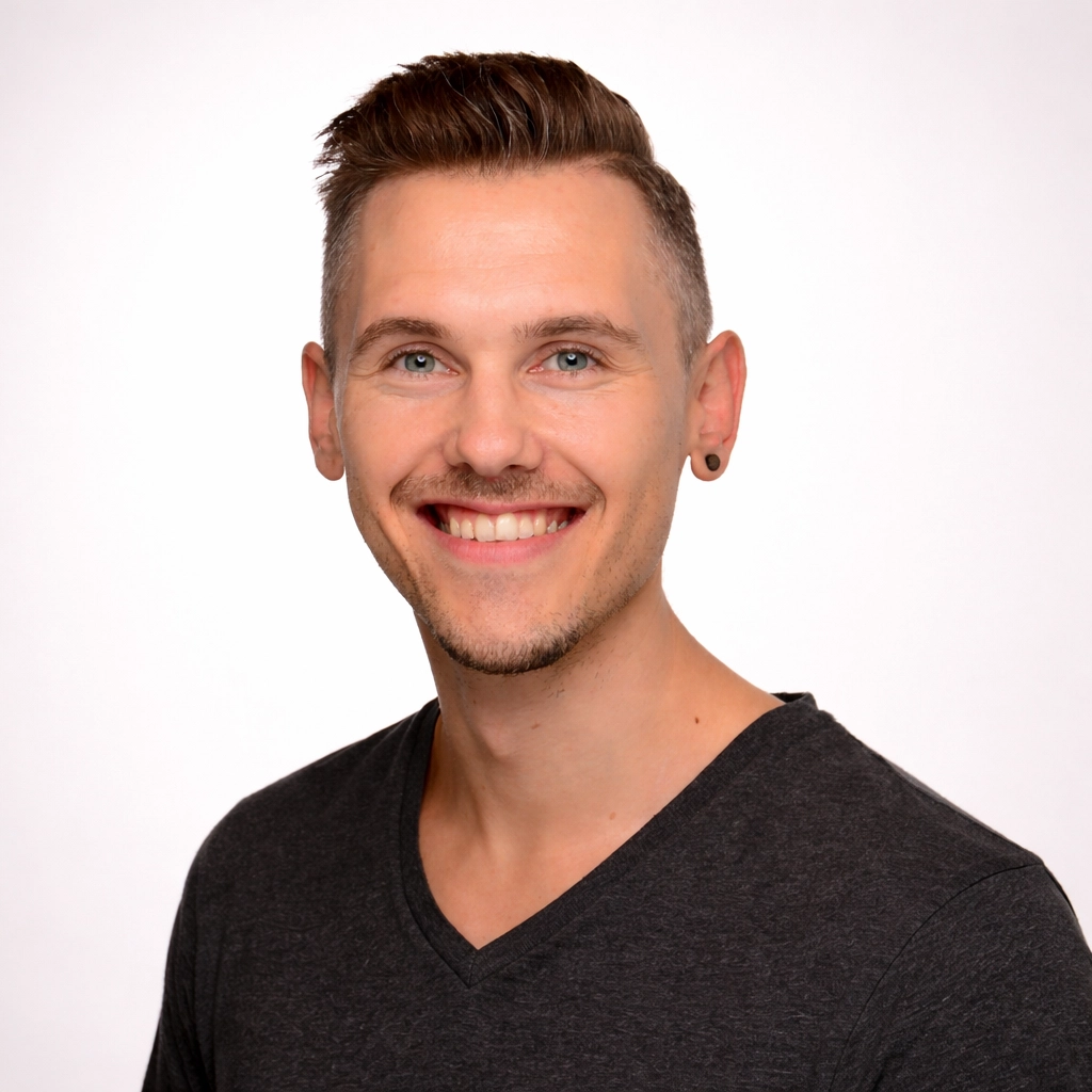 Portrait von Coach Tobi